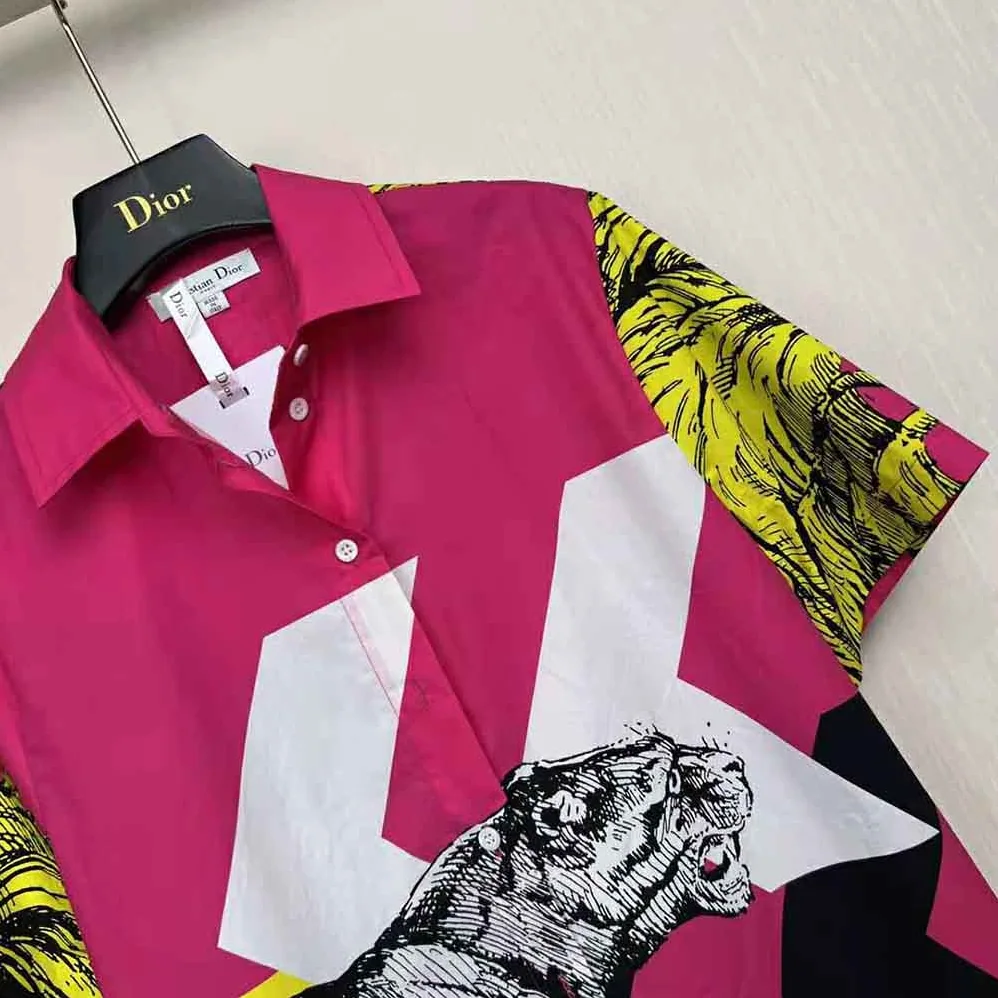 Dior Short-Sleeved Blouse Pink Cotton Poplin with Multicolor D for Women in Tiger Pop Motif