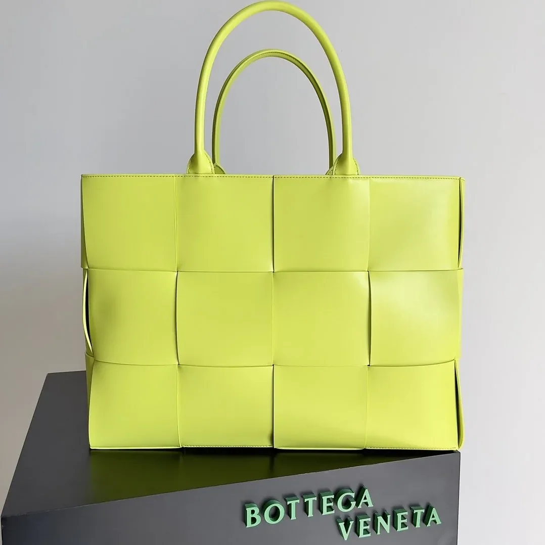 Bottega Veneta Large Arco Tote Bag Yellow Bottega Veneta Large Arco Tote Bag Yellow