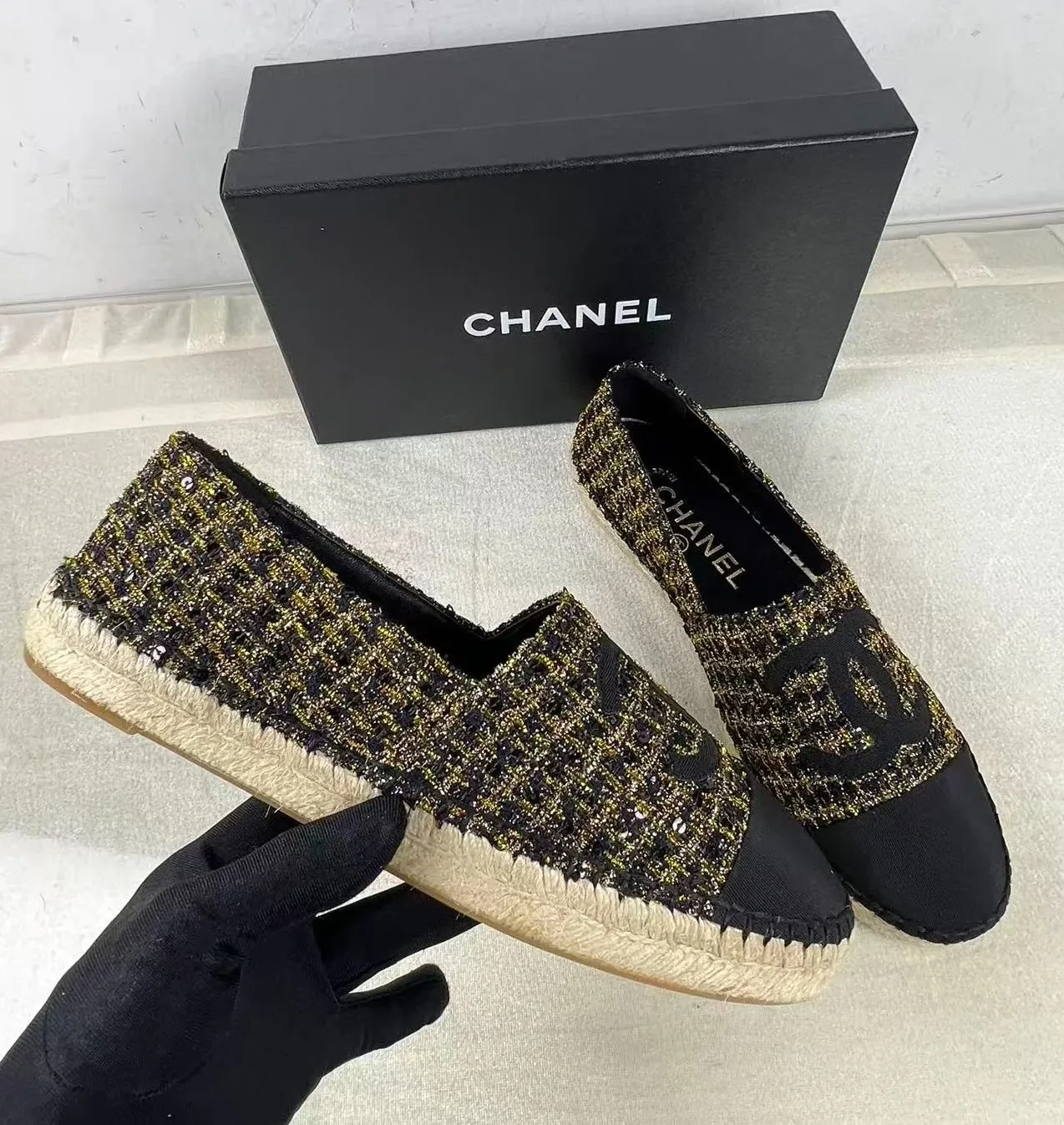 Chanel Espadrilles Tweed Black in Gold Chanel Espadrilles Tweed Black in Gold