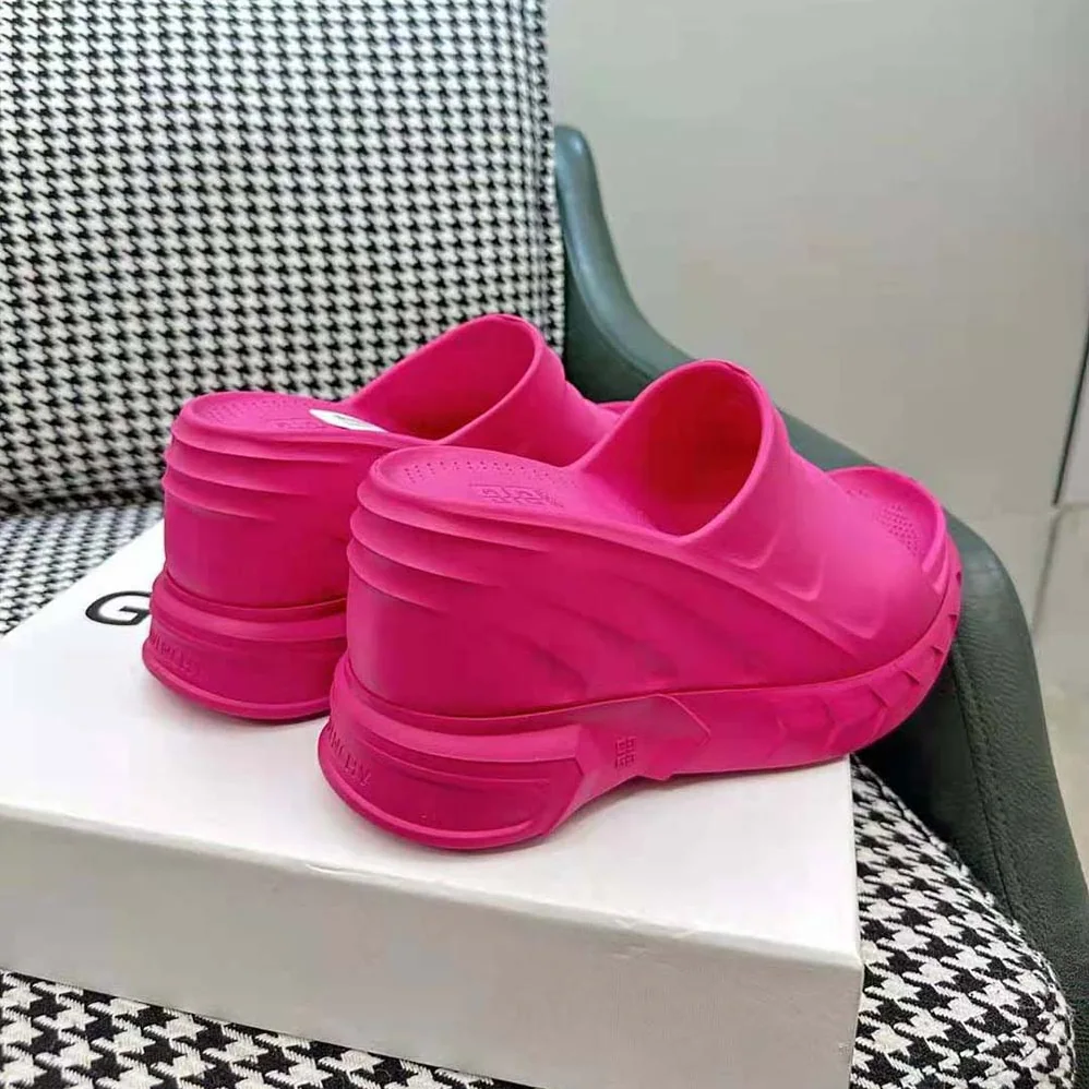 Givenchy Marshmallow Wedge Sandals in Rubber for Women in Pink