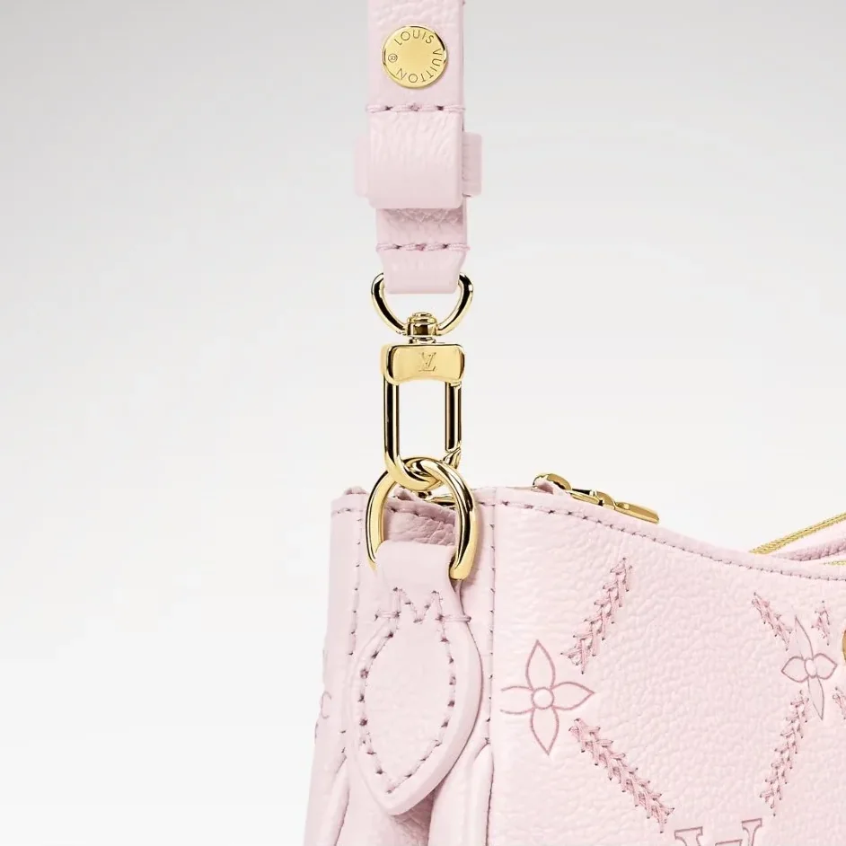 Louis Vuitton Pochette Liv Shoulder Bag / Light Bliss Couture Gold Hardware