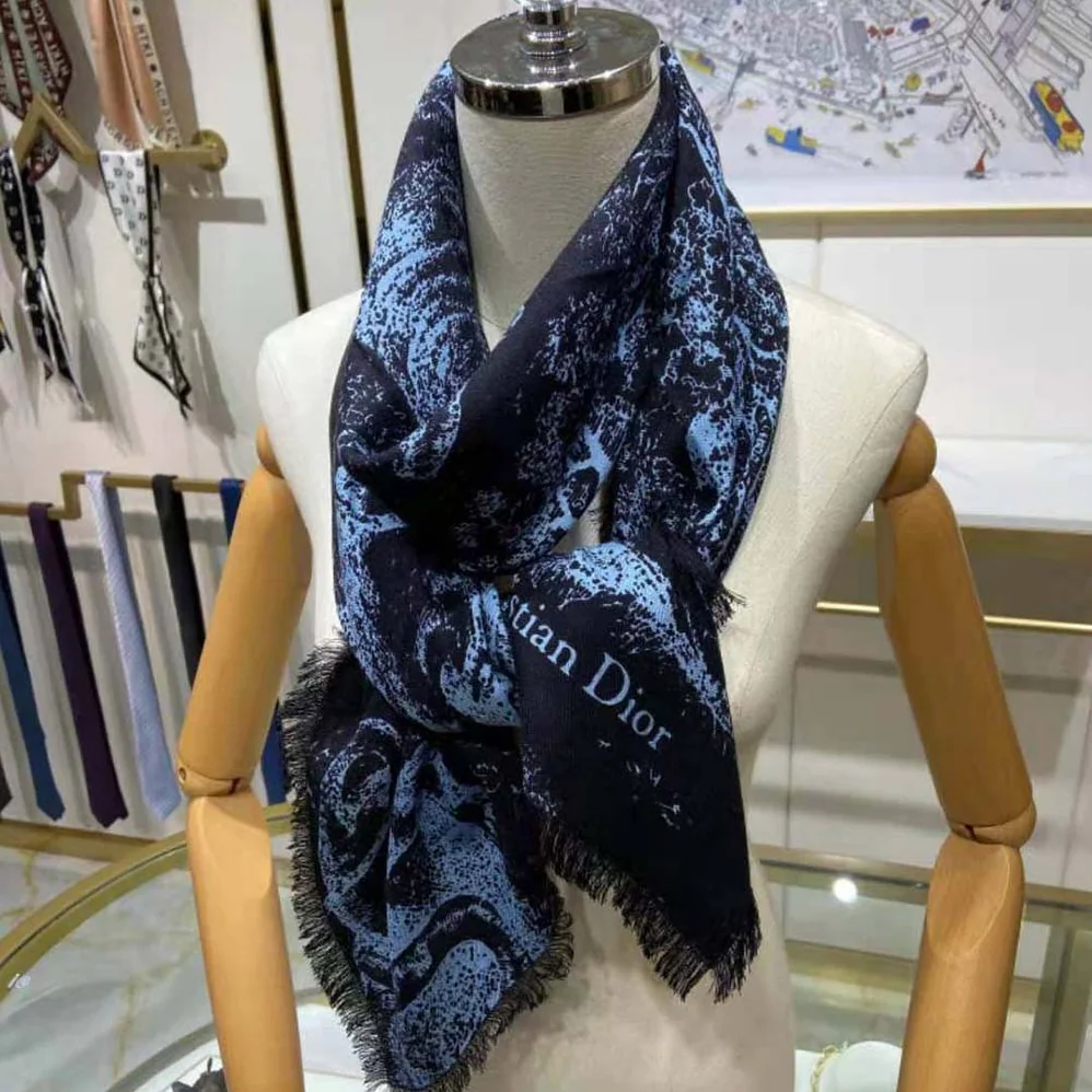 Dior Toile DE Jouy Reverse Square Scarf Silk Twill for Women in Navy Dior Toile DE Jouy Reverse Square Scarf Silk Twill for Women in Navy