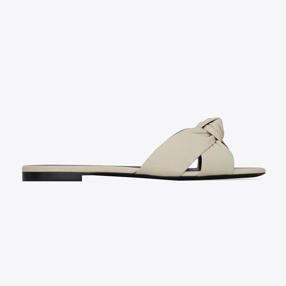 Saint Laurent YSL Bianca Flat Mules in Smooth Leather for Women in White Saint Laurent YSL Bianca Flat Mules in Smooth Leather for Women in White