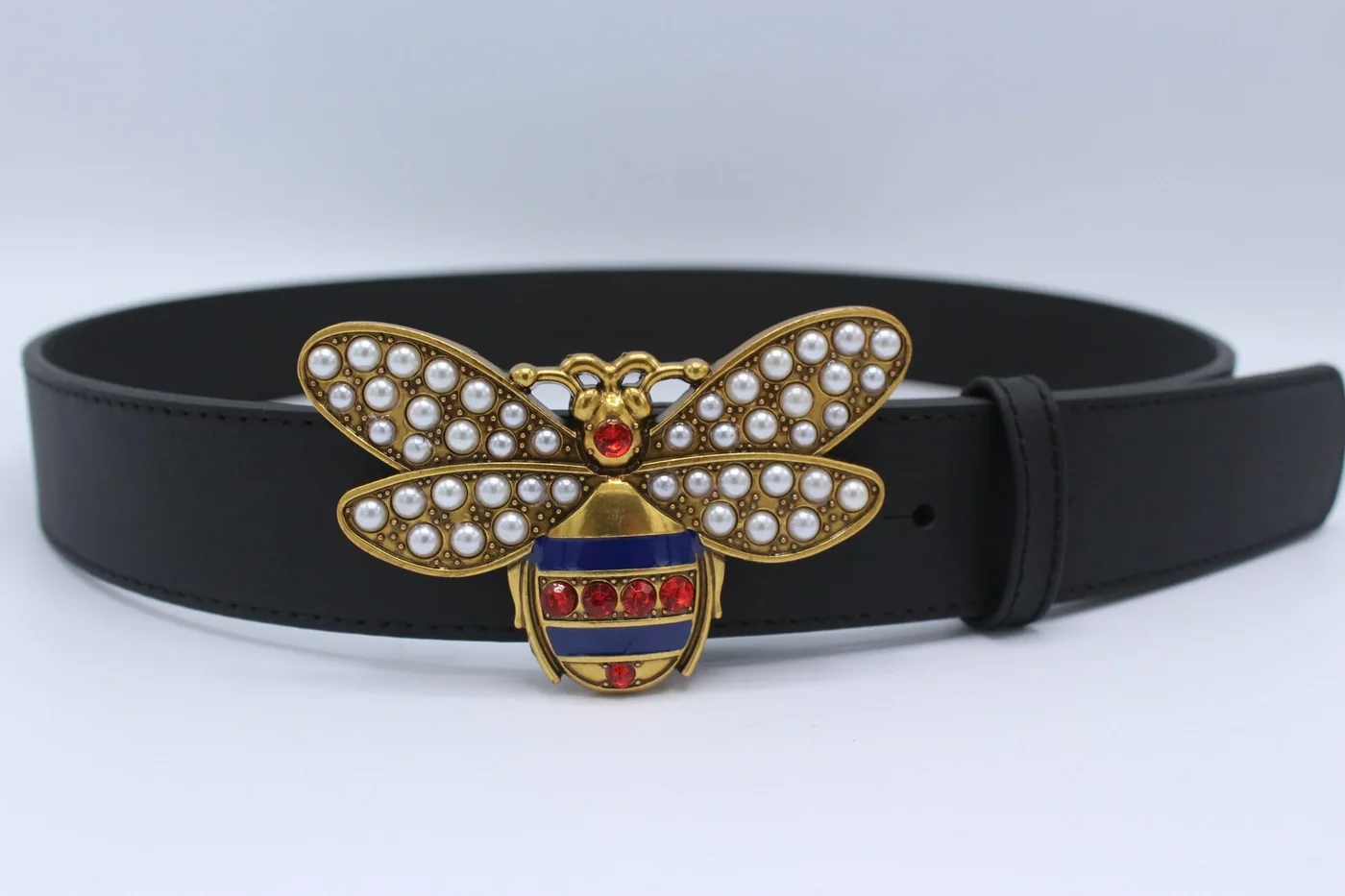 Perfect Bee Figured Black Leather Belt