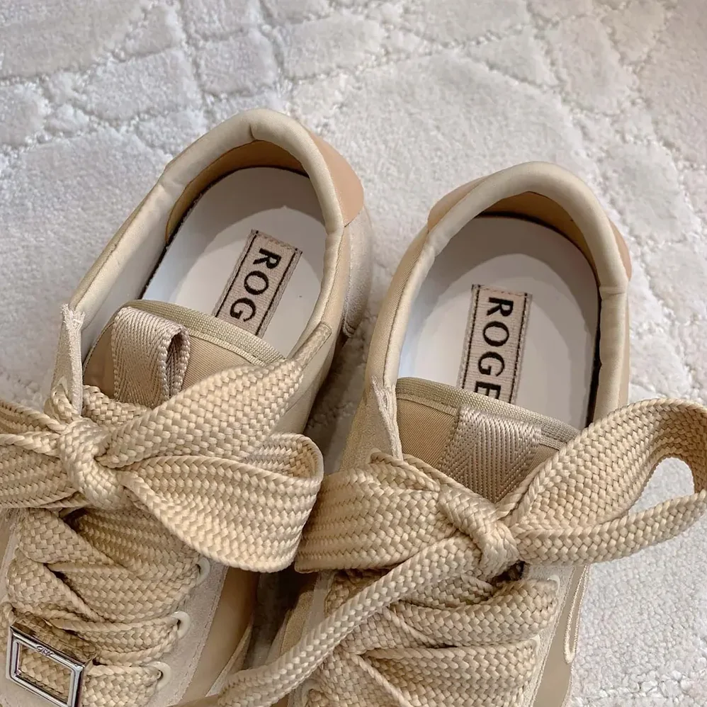 Roger Vivier Viv Low Sneakers in Suede for Women in Beige