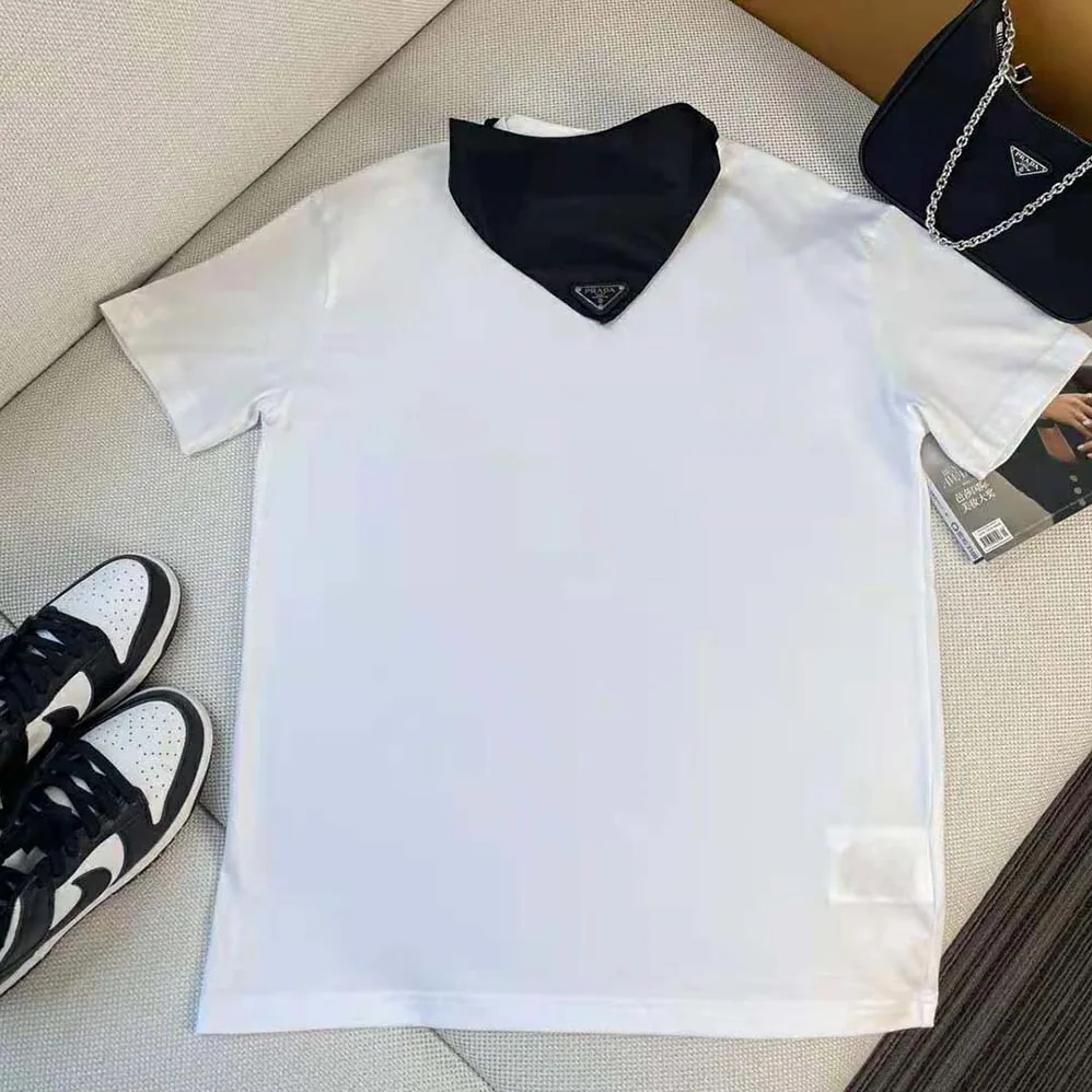 Prada Oversized Jersey T for Women in shirt with Bandana Prada Oversized Jersey T for Women in shirt with Bandana