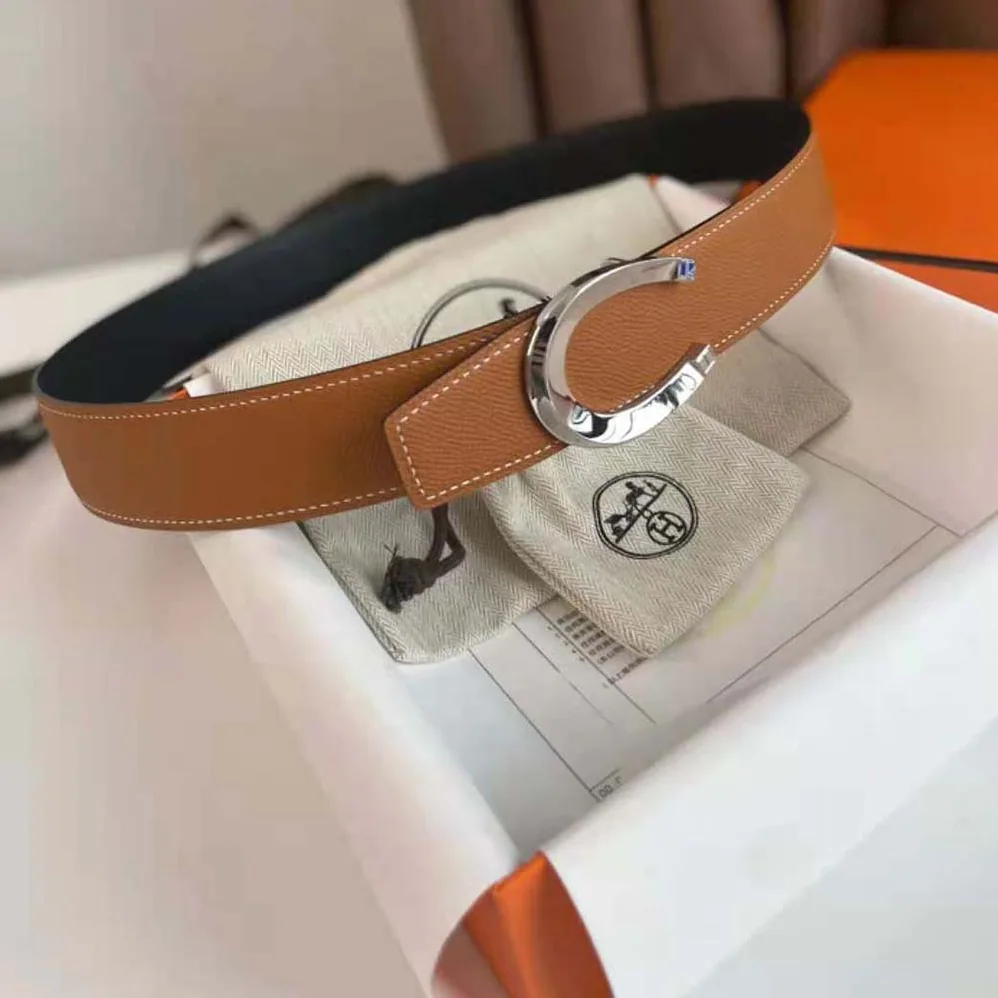 Hermes Luck Belt Buckle & Reversible Leather Strap 38 mm for Men in Brown/Gold