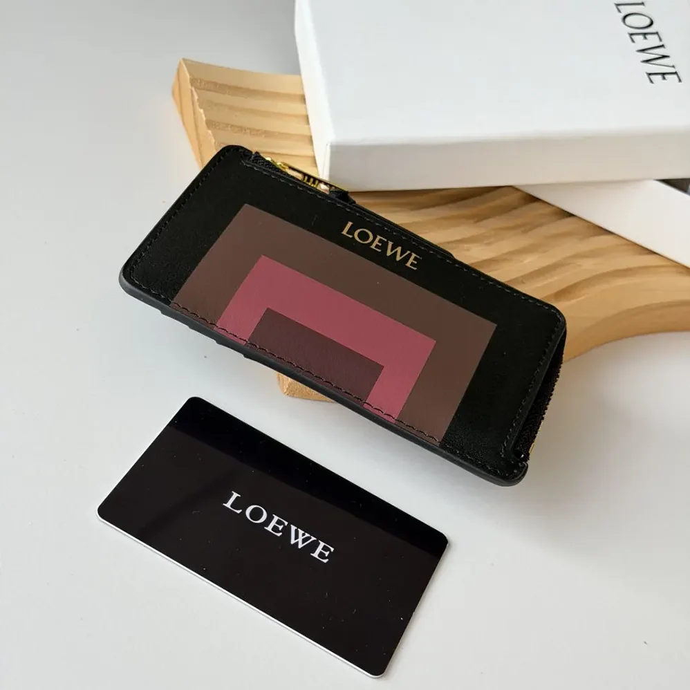 Loewe Coin Cardholder in Nappa Calfskin for Unisex in Black Loewe Coin Cardholder in Nappa Calfskin for Unisex in Black