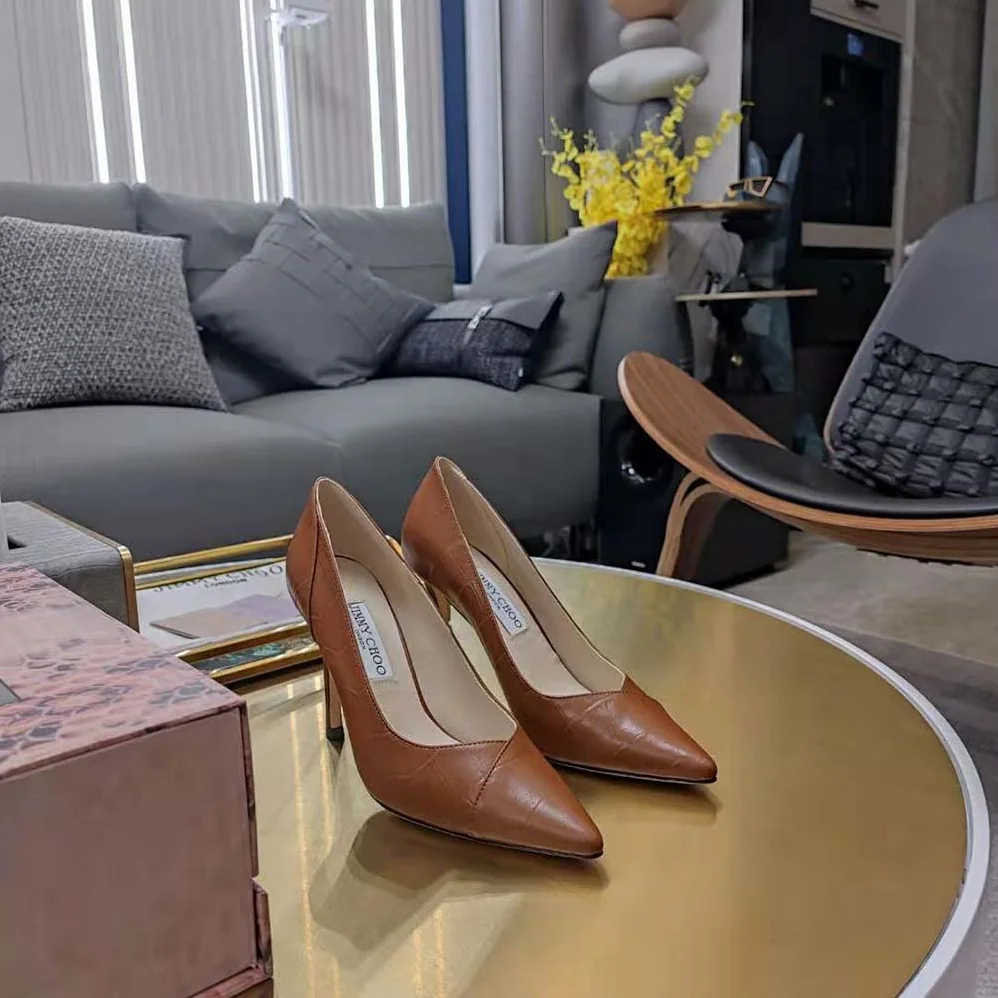 Jimmy Choo Cass 95 Tan Croc-Embossed Leather Pumps for Women in Brown Jimmy Choo Cass 95 Tan Croc-Embossed Leather Pumps for Women in Brown