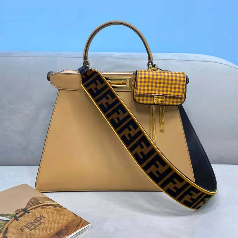 Fendi Peekaboo Iseeu Medium Leather Bag for Women in Sandy Fendi Peekaboo Iseeu Medium Leather Bag for Women in Sandy