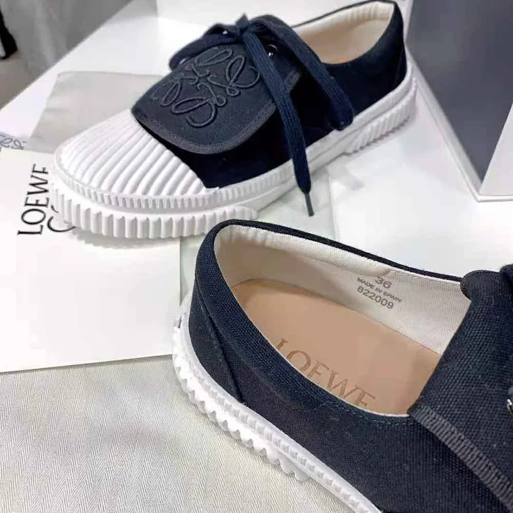 Loewe Anagram Flap Sneaker in Canvas for Women in Black