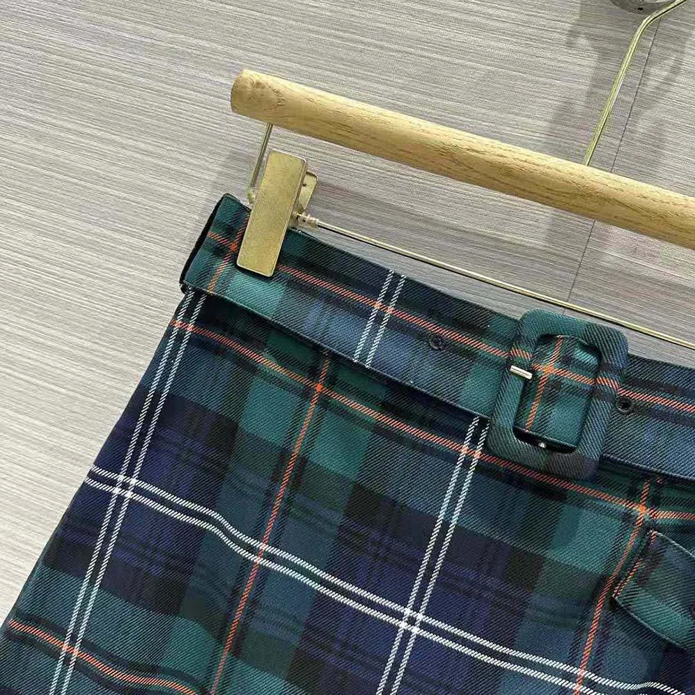 Burberry Pleated Panel Check Wool Belted Kilt for Women Burberry Pleated Panel Check Wool Belted Kilt for Women
