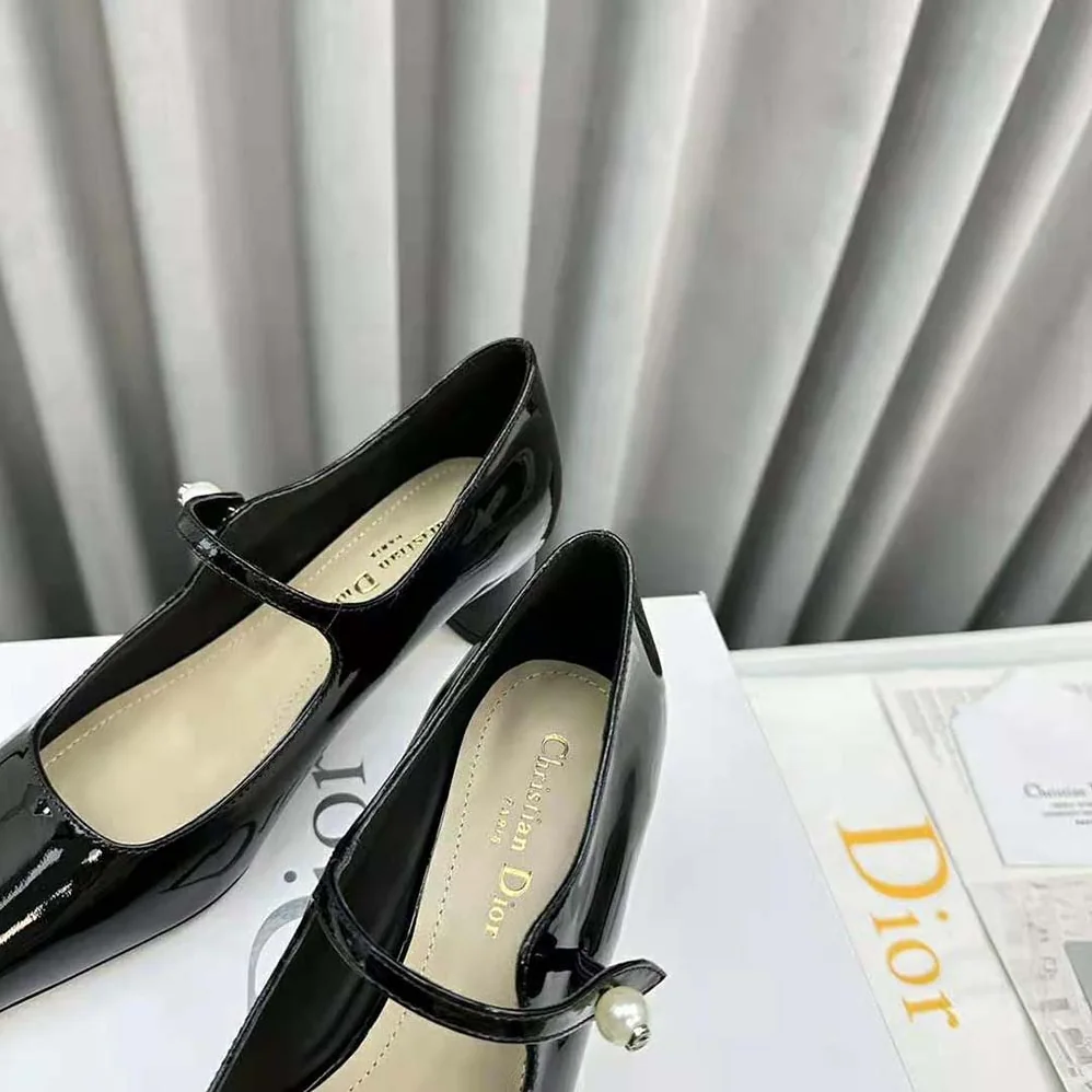 Dior Jolie Dior Pump Black Patent Calfskin for Women Dior Jolie Dior Pump Black Patent Calfskin for Women
