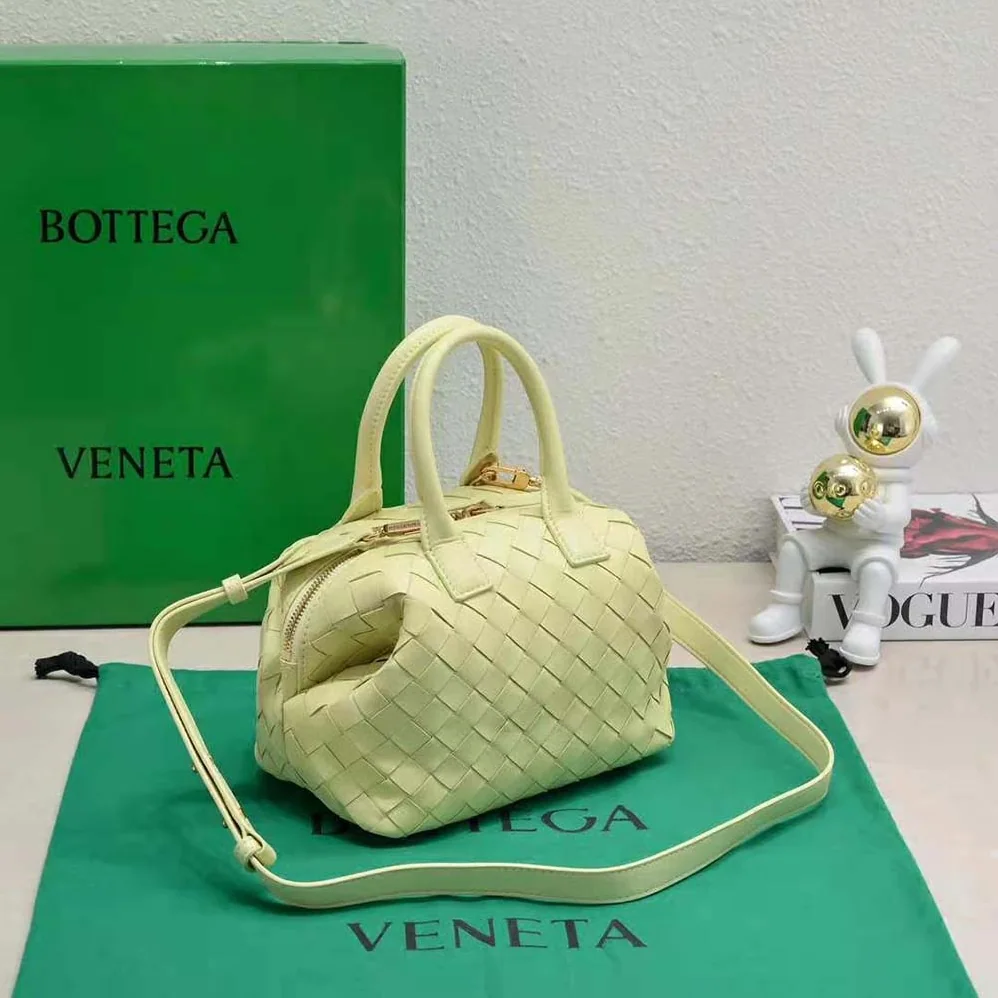 Bottega Veneta Mini Bauletto in Intrecciato Nappa Leather for Women in Yellow Bottega Veneta Mini Bauletto in Intrecciato Nappa Leather for Women in Yellow