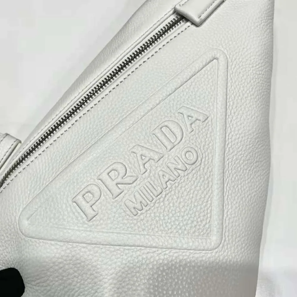 Prada Cross Leather Bag wite Logo-Print Re-Nylon lining for Men in White Prada Cross Leather Bag wite Logo-Print Re-Nylon lining for Men in White