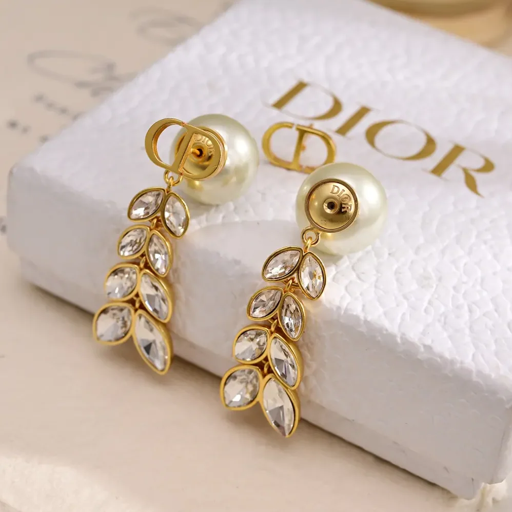 Dior Tribales Earrings Gold-Finish Metal with White Resin Pearls and Silver for Women in Tone Crystals Dior Tribales Earrings Gold-Finish Metal with White Resin Pearls and Silver for Women in Tone Crystals