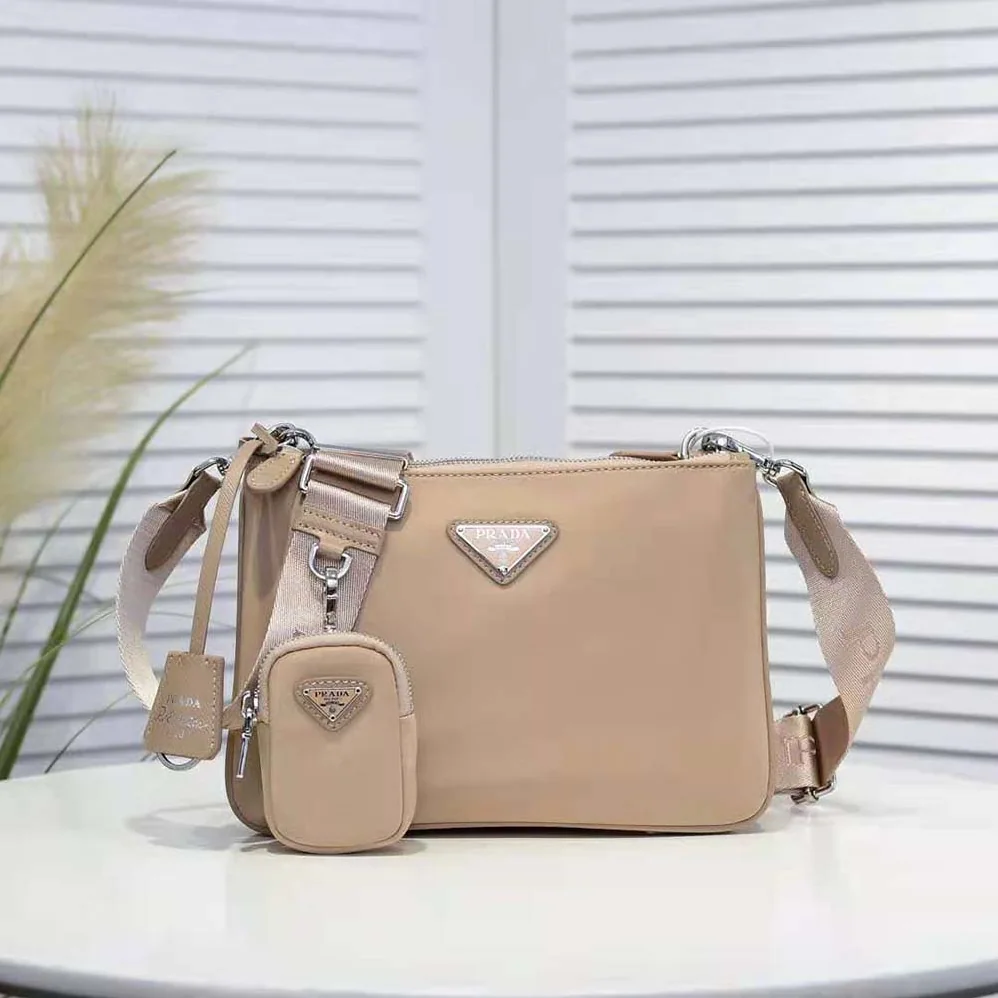 Prada Nylon Re-Edition 2000 Shoulder Bag for Women in Pink