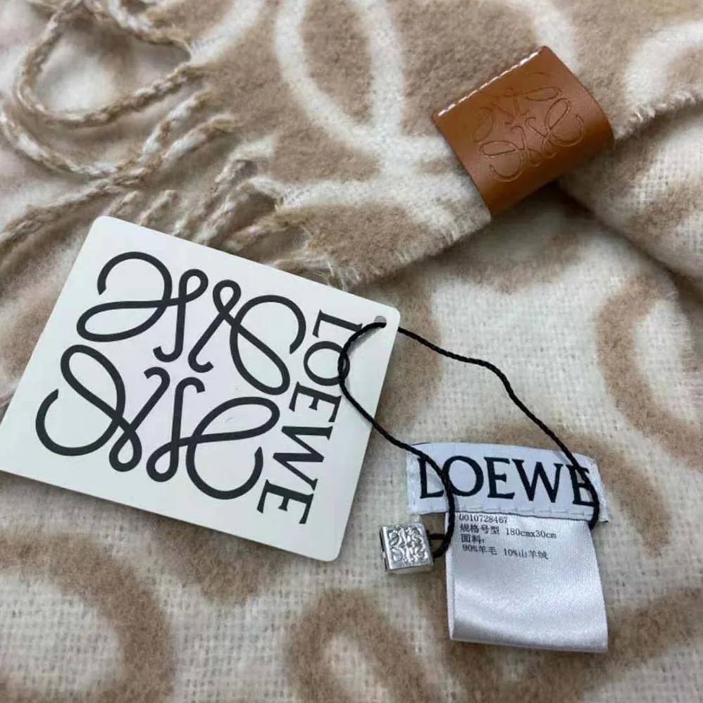 Loewe Anagram Scarf in Alpaca and Wool for Unisex in White Loewe Anagram Scarf in Alpaca and Wool for Unisex in White
