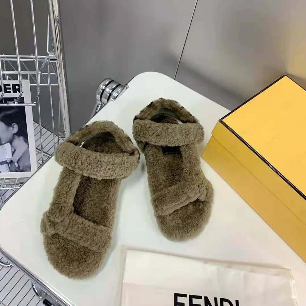 Fendi Feel Green Sheepskin Sandals for Women