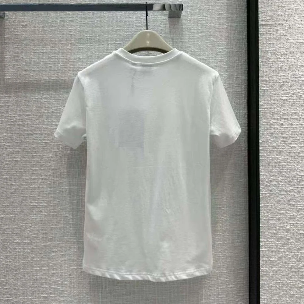 Burberry Rabbit Print Cotton T-shirt for Men in White Burberry Rabbit Print Cotton T-shirt for Men in White