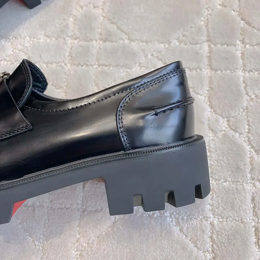 Christian Louboutin CL Moc Lug Loafers Abrasivato Calf Leather for Women in Black Christian Louboutin CL Moc Lug Loafers Abrasivato Calf Leather for Women in Black