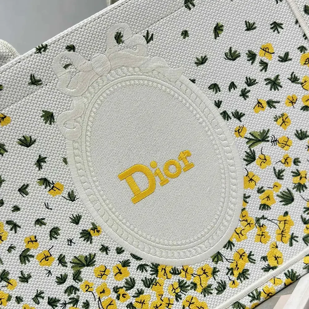 Dior Medium Dior Book Tote with Strap Buttercup Dior Embroidery and White Dior Médaillon for Women Dior Medium Dior Book Tote with Strap Buttercup Dior Embroidery and White Dior Médaillon for Women