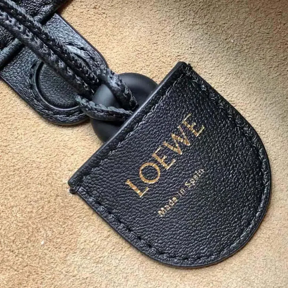 Loewe Mini Flamenco Purse Bag in Mellow Nappa Lambskin for Women in Black