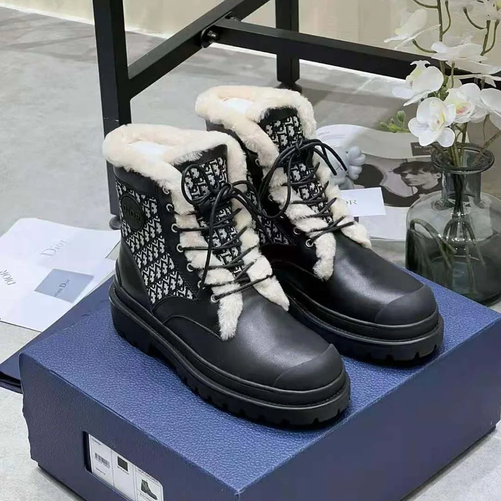 Dior Dior Explorer Ankle Boot Black Smooth Calfskin and Beige and Black Dior Oblique Jacquard for Men