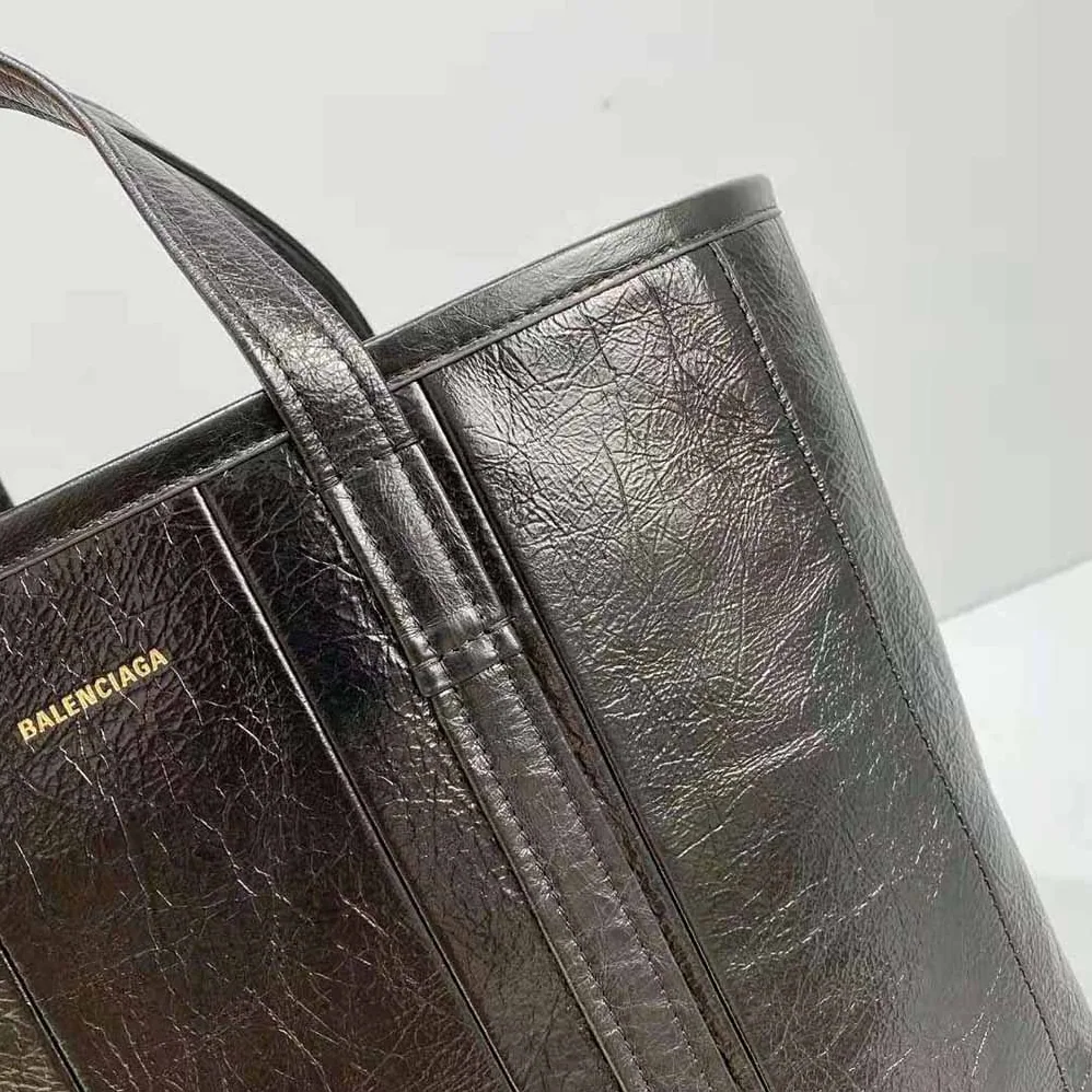 Balenciaga Barbes Medium East-West Shopper Bag in Black for Women Balenciaga Barbes Medium East-West Shopper Bag in Black for Women