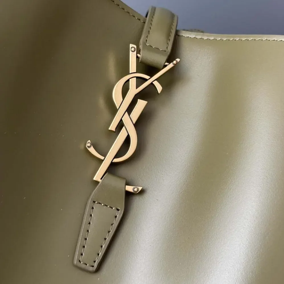 Saint Laurent YSL Le 37 in Shiny Leather for Women in Dark Green Saint Laurent YSL Le 37 in Shiny Leather for Women in Dark Green