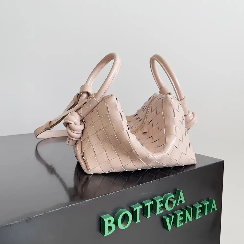 Bottega Veneta Top Handle Loop in Intrecciato Leather for Women in Pink