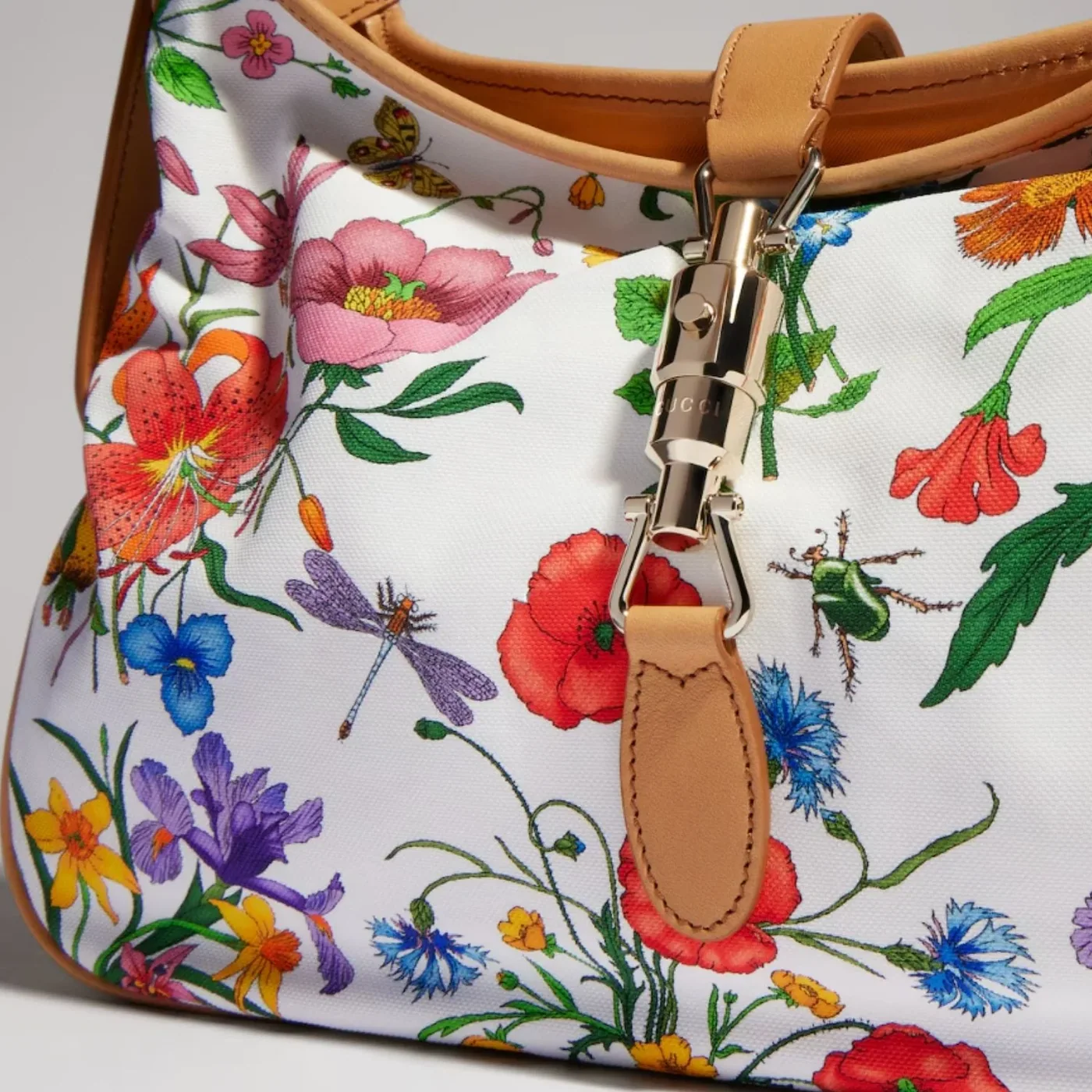 Gucci Jackie 1961 Medium Shoulder Bag in White/ Multicolor Gold Hardware Gucci Jackie 1961 Medium Shoulder Bag in White/ Multicolor Gold Hardware