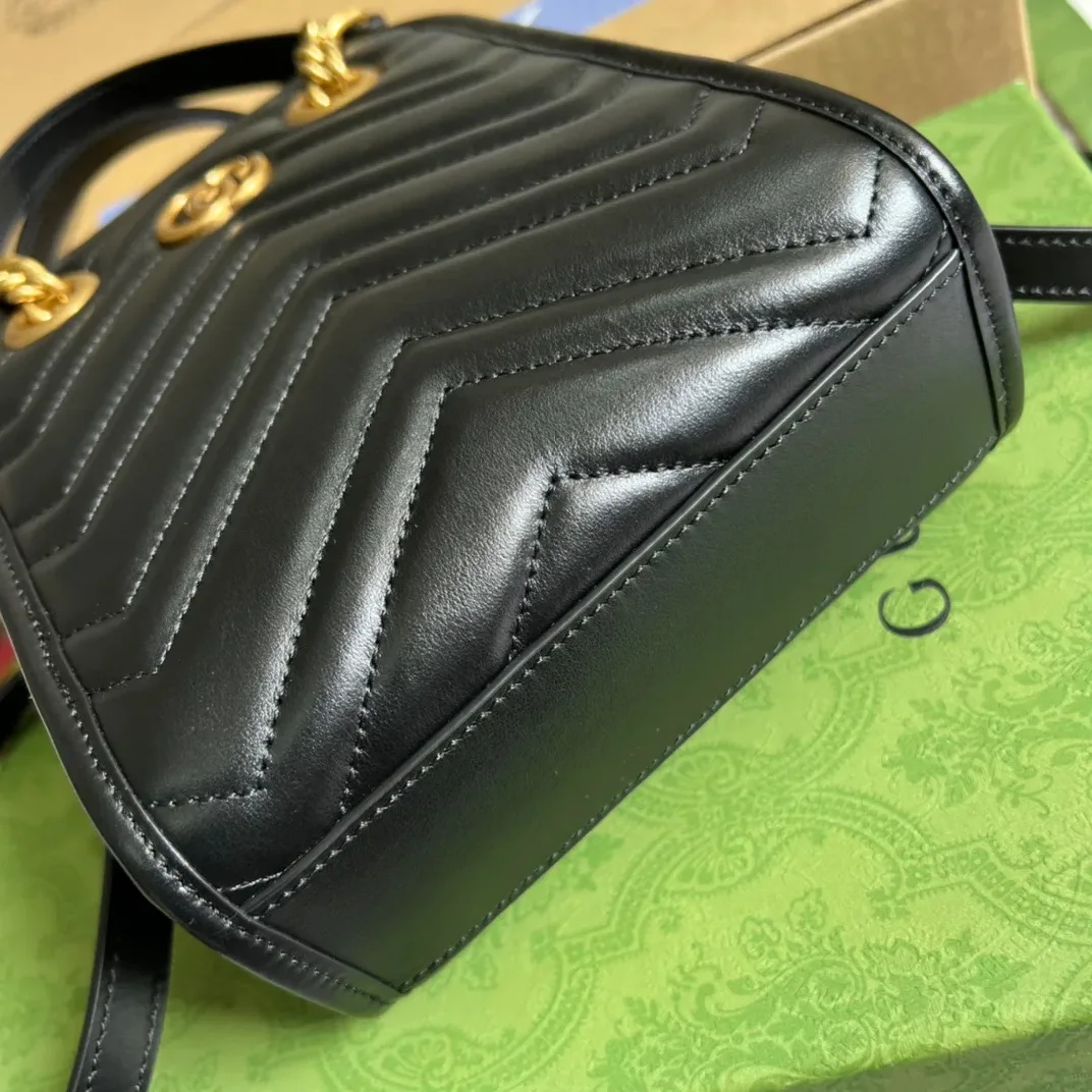 Gucci Marmont Matelasse Mini Bag Black Gucci Marmont Matelasse Mini Bag Black