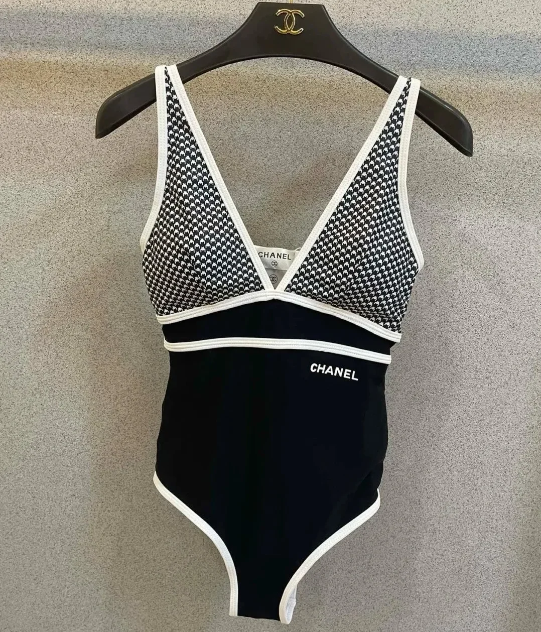 Chanel V-Neck One in Piece Swimsuit Black/ White Chanel V-Neck One in Piece Swimsuit Black/ White