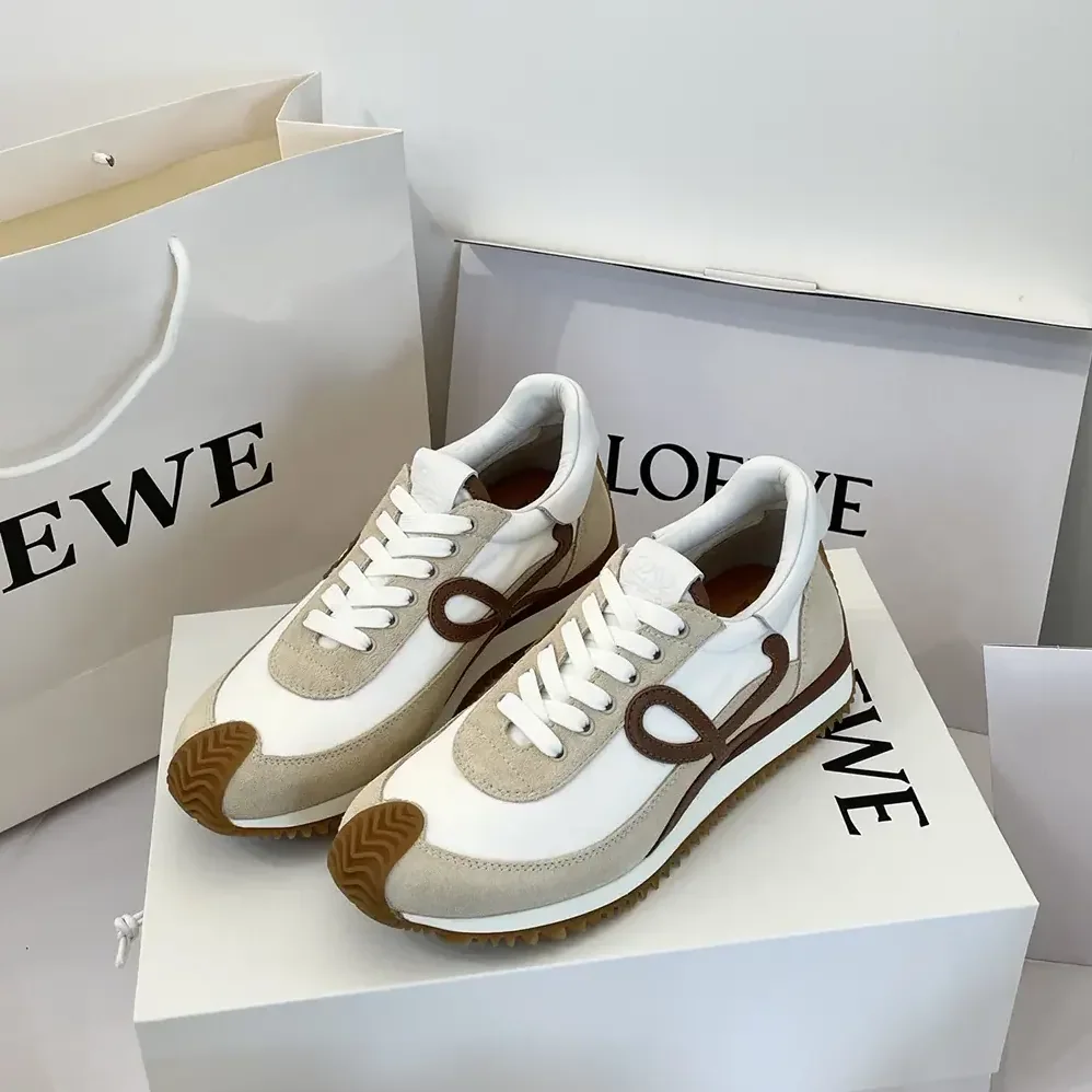 Loewe Flow Runner in Nylon and Suede for Unisex in Chocolate Loewe Flow Runner in Nylon and Suede for Unisex in Chocolate