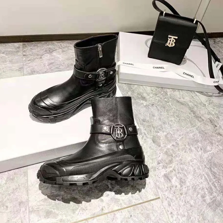 Burberry Monogram Motif Buckle Leather Boots for Women in Black Burberry Monogram Motif Buckle Leather Boots for Women in Black
