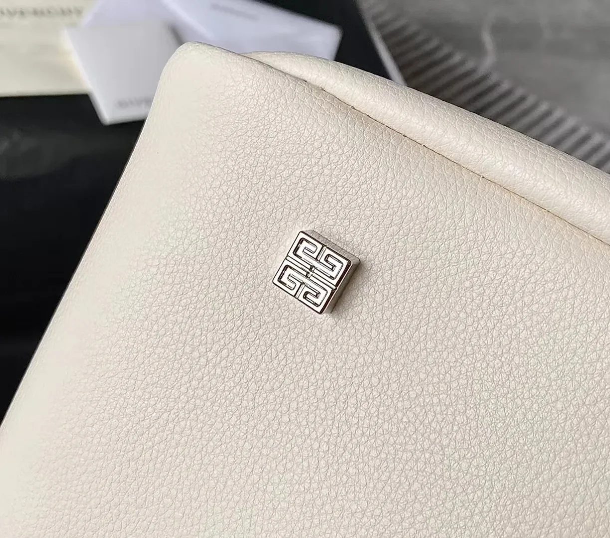 Givenchy Mini G Hobo Bag White /