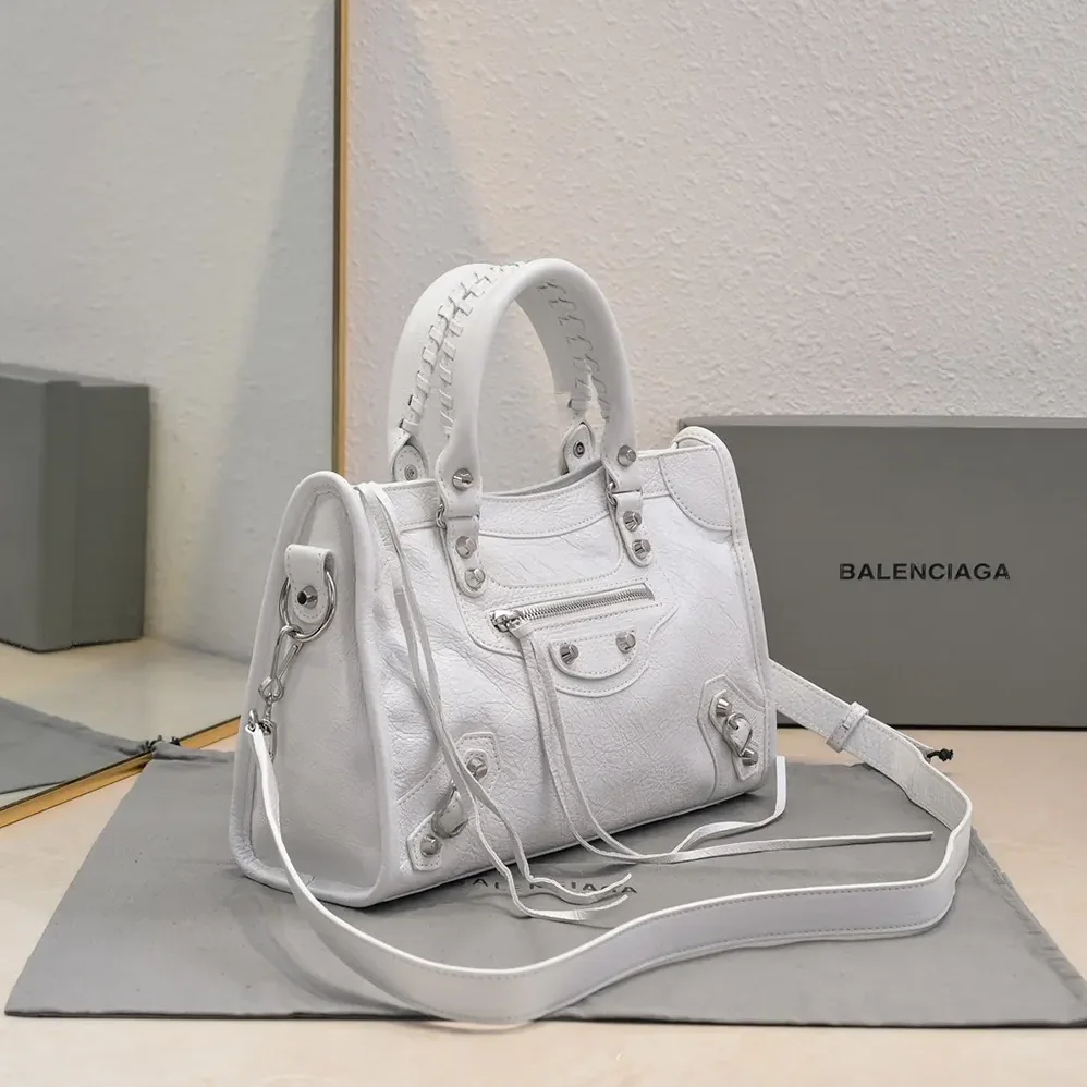 Balenciaga Le City Medium Bag in Optic White Arena Lambskin for Women Balenciaga Le City Medium Bag in Optic White Arena Lambskin for Women