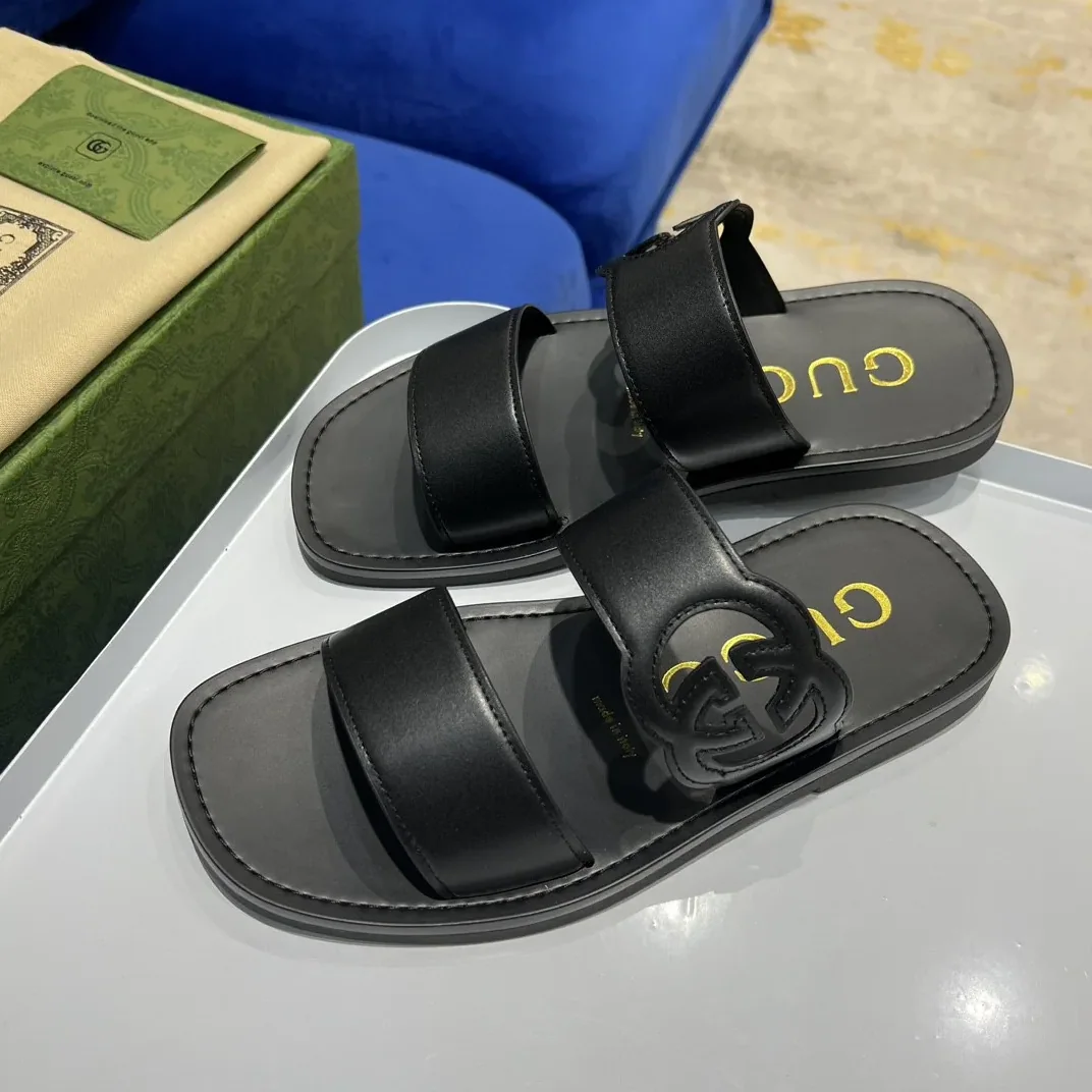 Gucci Interlocking G Slide Sandal Black Gucci Interlocking G Slide Sandal Black