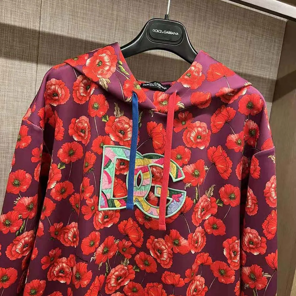 Dolce Gabbana D&G Garden-Print Jersey Hoodie for Women in Red Dolce Gabbana D&G Garden-Print Jersey Hoodie for Women in Red