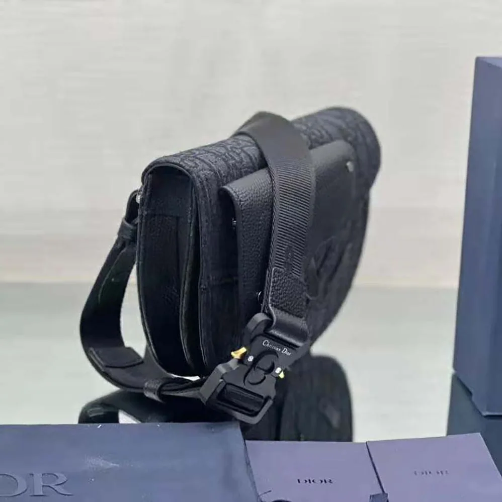 Dior Saddle Pouch Black Dior Oblique Jacquard for Men