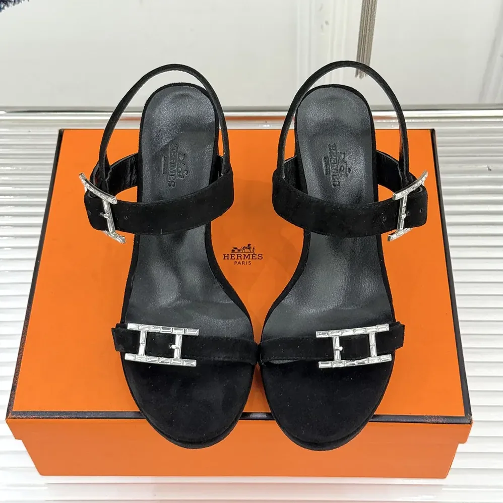 Hermes Bossa Sandal in Velvet Featuring a Hapi Buckle for Women in Black Hermes Bossa Sandal in Velvet Featuring a Hapi Buckle for Women in Black