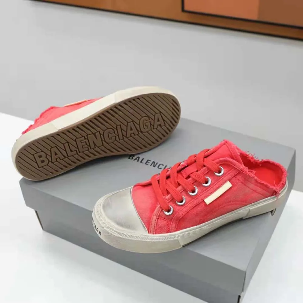 Balenciaga Paris Sneaker Mule in Red Destroyed Cotton and White Rubber for Unisex Balenciaga Paris Sneaker Mule in Red Destroyed Cotton and White Rubber for Unisex