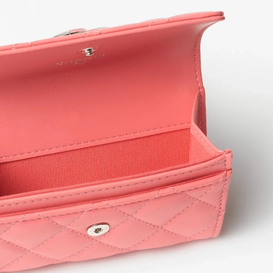 Chanel Flap Card Holder Pink /