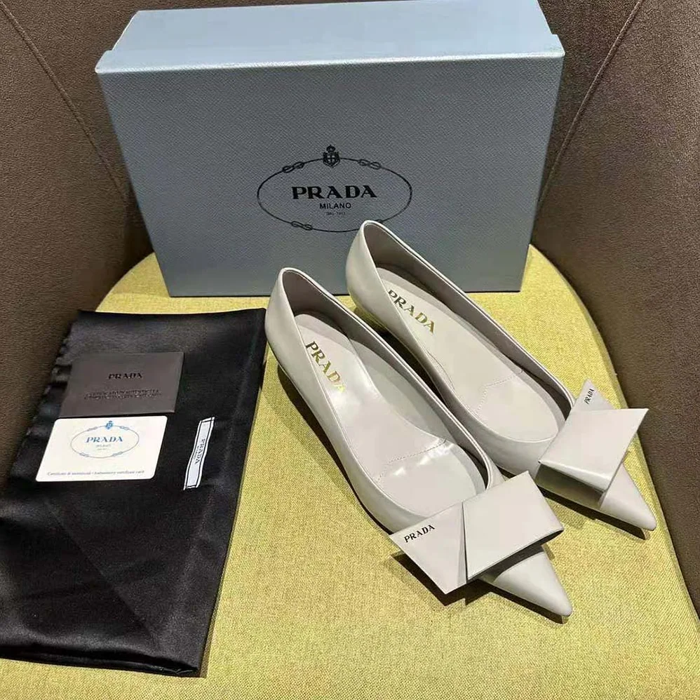 Prada Brushed Leather Pumps for Women in Gray