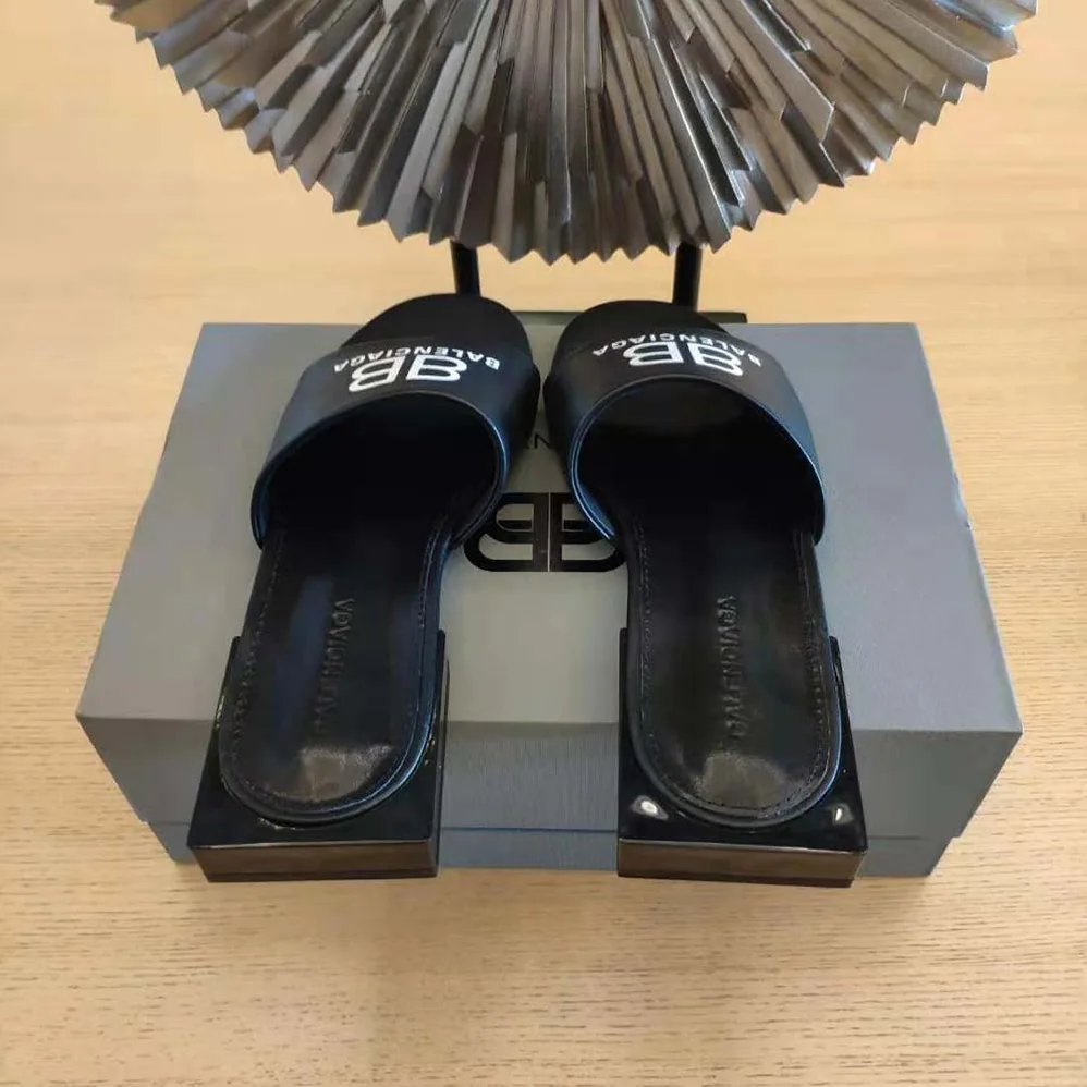 Balenciaga Box Sandal in Black and White Soft Nappa Sheepskin for Women Balenciaga Box Sandal in Black and White Soft Nappa Sheepskin for Women
