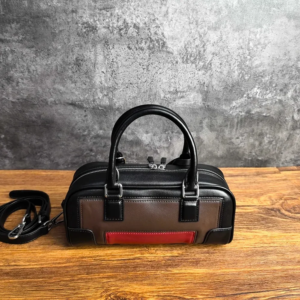 Loewe Amazona 23 Cropped Bag in Nappa Calfskin for Women in Black/Burgundy Loewe Amazona 23 Cropped Bag in Nappa Calfskin for Women in Black/Burgundy