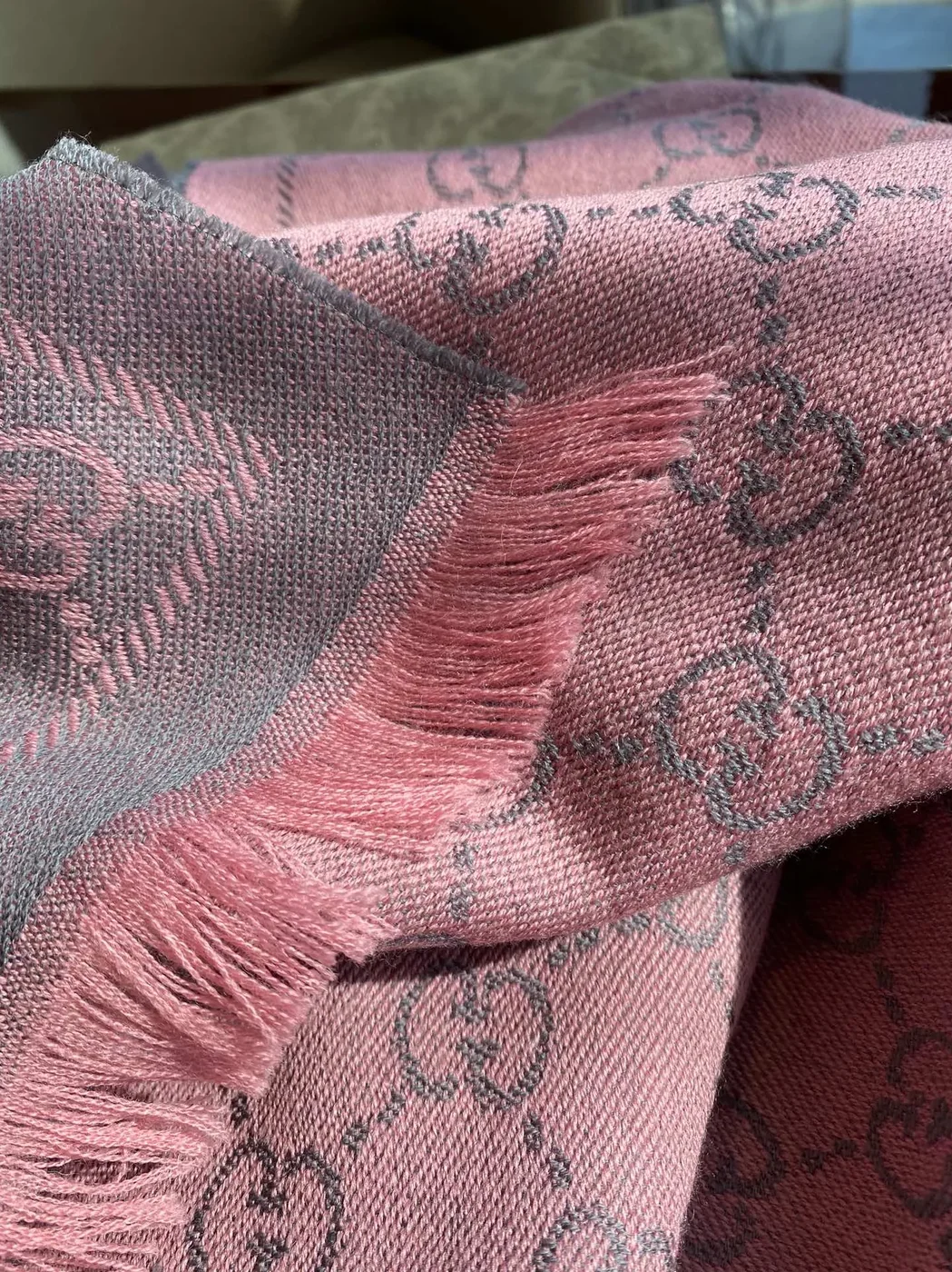 Gucci GG Lamé Lacquard Stole Scarf Pink /