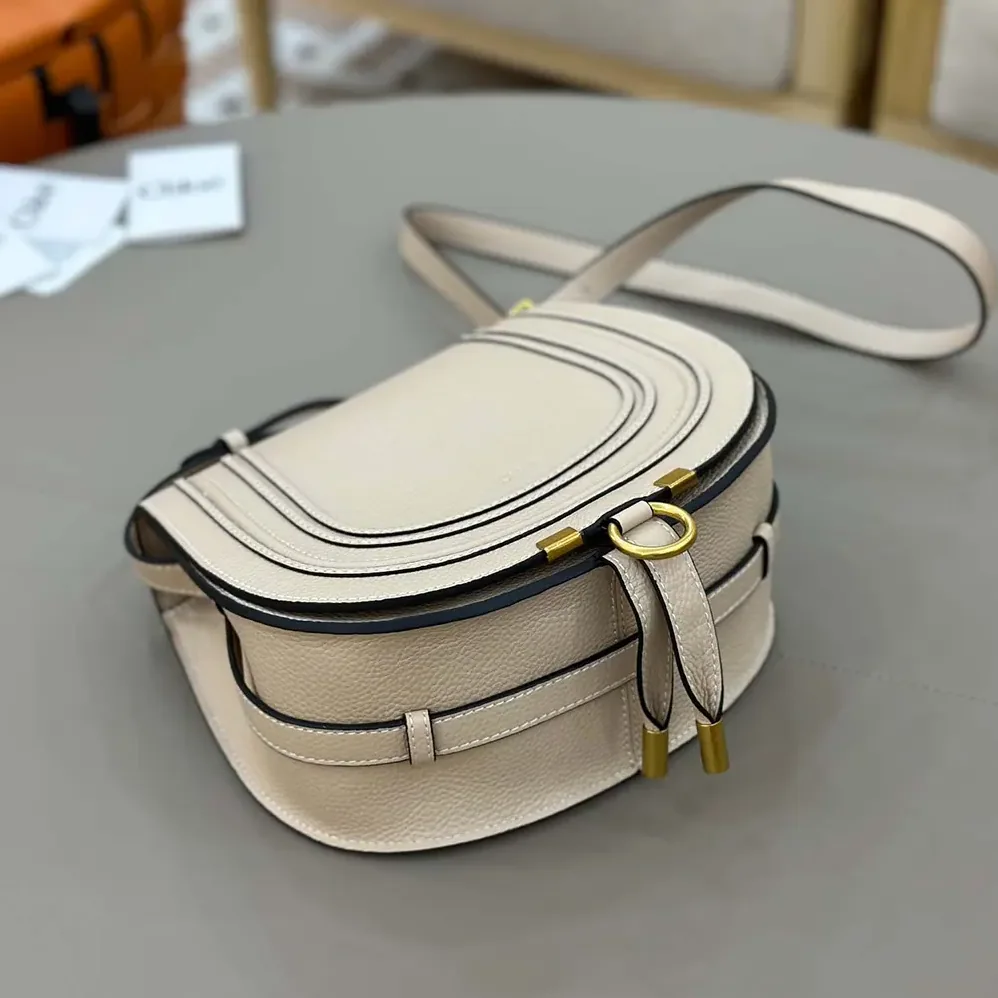 Chloe Marcie Saddle Bag is Crafted Leather for Women Chloe Marcie Saddle Bag is Crafted Leather for Women