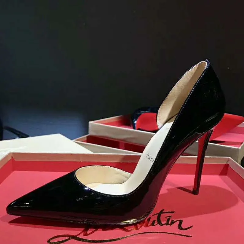 Christian Louboutin Shoes Lriza 100 mm Heel Hight for Women in Black Christian Louboutin Shoes Lriza 100 mm Heel Hight for Women in Black